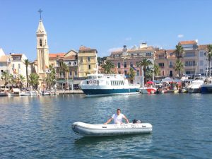 Location bateau sans permis Sanary Six-Fours Le Brusc