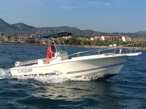 Location bateau Sanary Six-Fours La Seyne